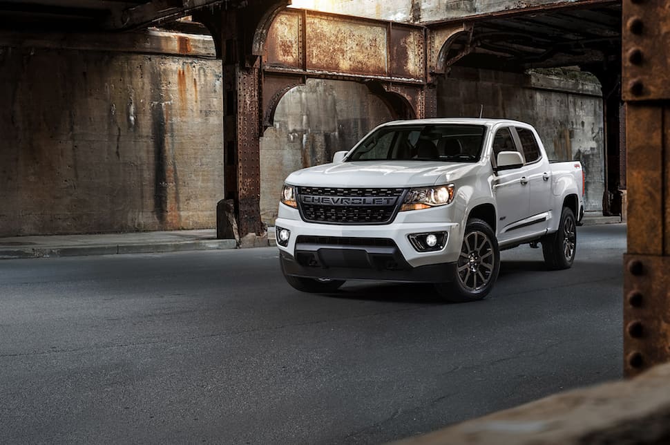 The street-focused 2019 RST is based on the LT trim and adds monochromatic exterior offset with black beltline and body side moldings. It also adds a black tailgate bowtie, Colorado and RST badges. The RST is also the first Colorado to offer 20-inch wheels – finished in low-gloss black.