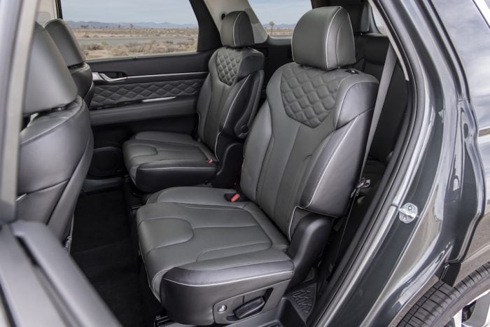 2020 Hyundai Palisade 2nd row