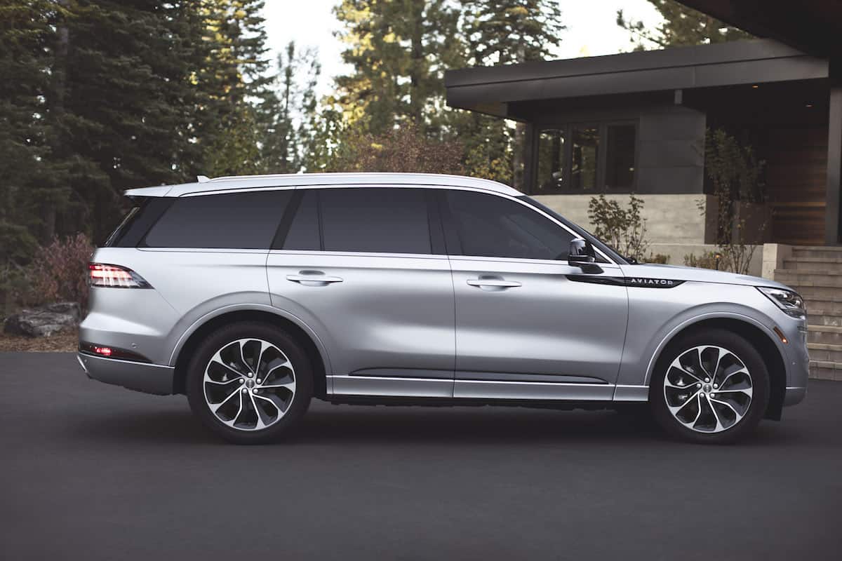 world debut 2020 lincoln aviator preview  release date