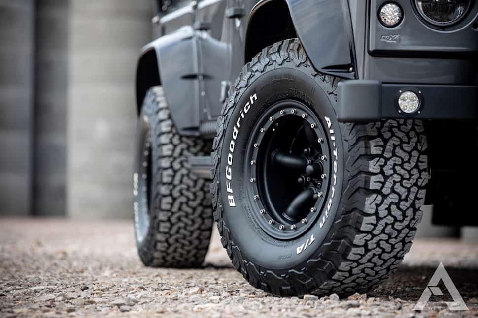 1992 Defender D110 Renegade Edition wheels