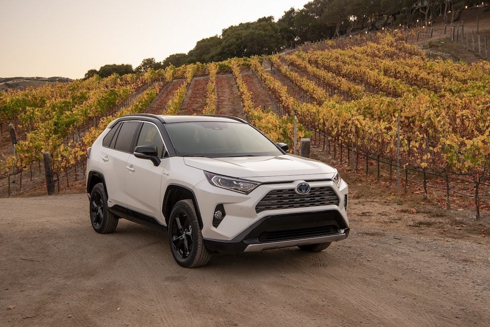 2019_Toyota_RAV4_XSE_Hybrid