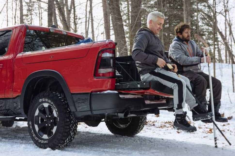 2019 Ram 1500 tailgate drop down door