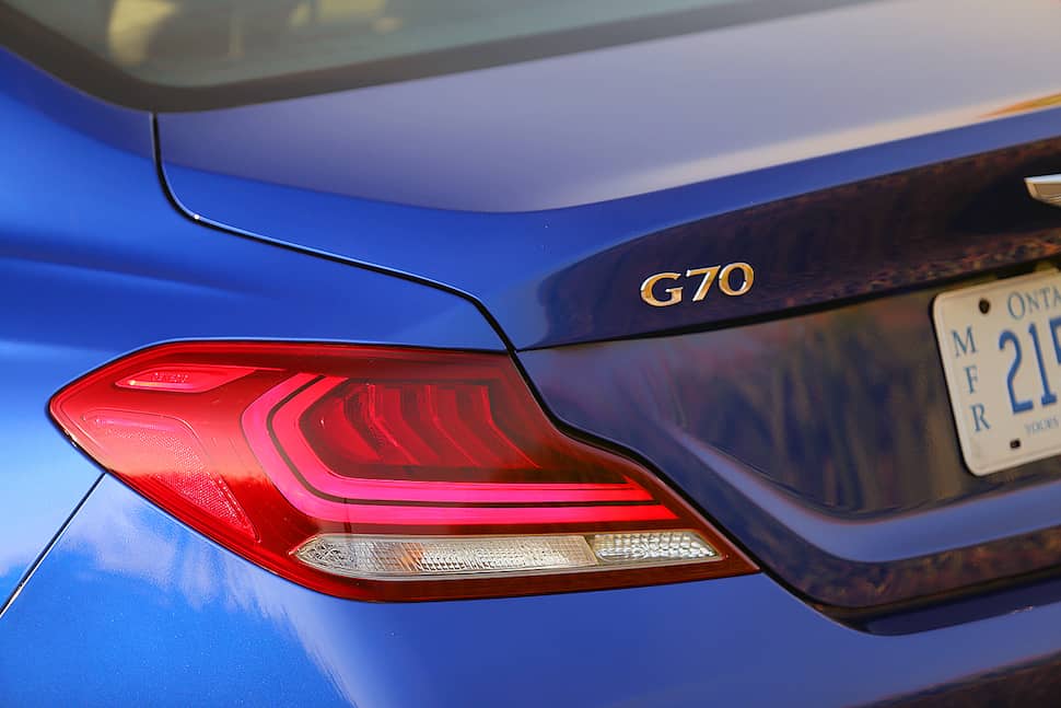 2019 genesis g70 review 15