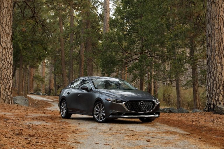 2019-Mazda3-Sedan_1