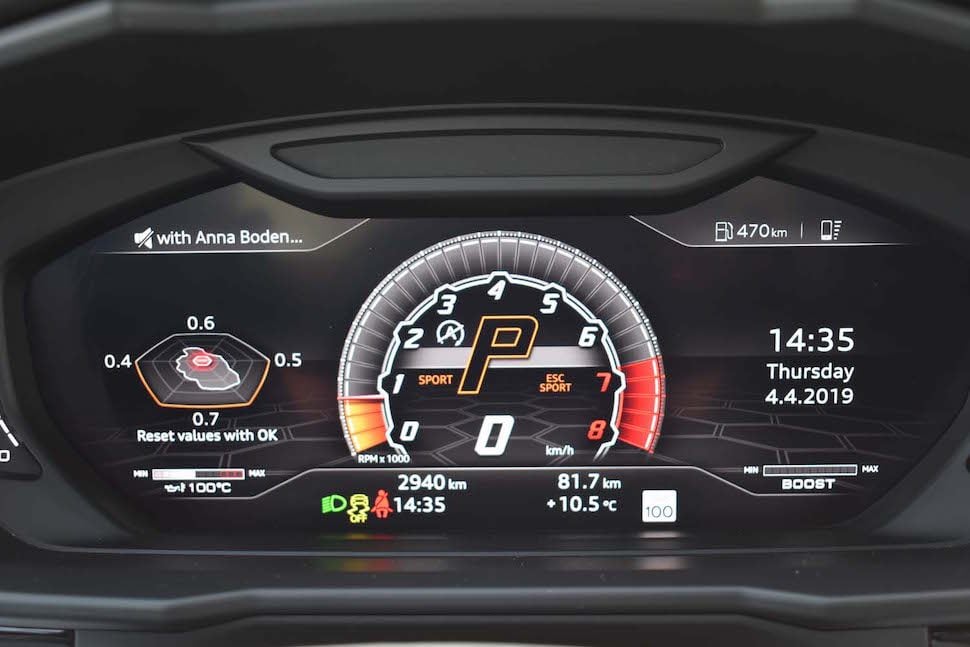 2019 lamborghini urus driver gauges in cockpit