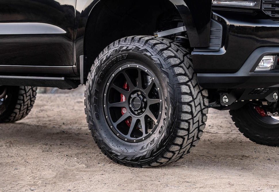 HENNESSEY GOLIATH 6X6 chevy silverado front wheel