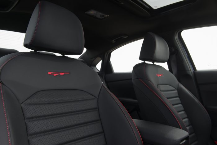 2020 Kia Forte GT interior seats