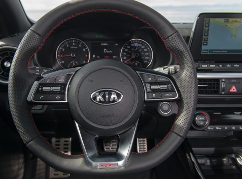 2020 Kia Forte GT interior steering wheel