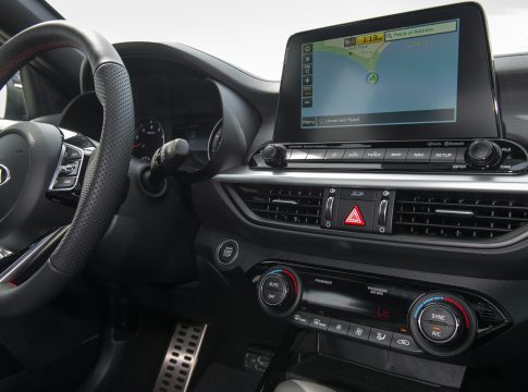 2020 Kia Forte GT interior