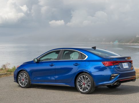 2020 Kia Forte GT rear side view