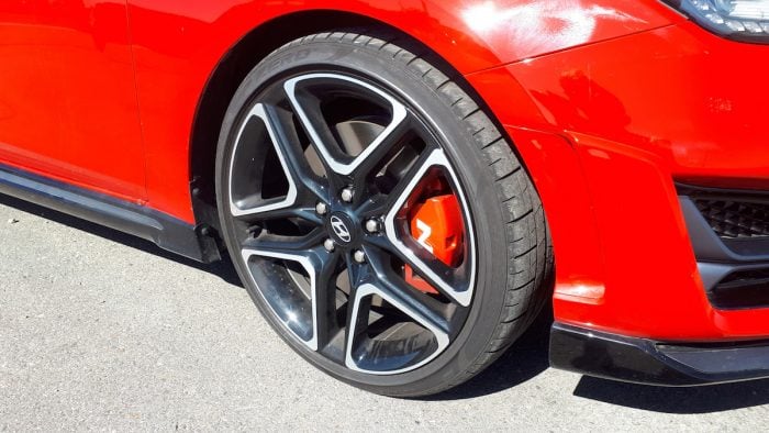 2019 Hyundai Veloster N review chassis wheels and footwork