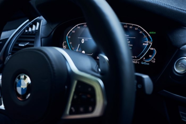 2020 BMW X3 hybrid interior