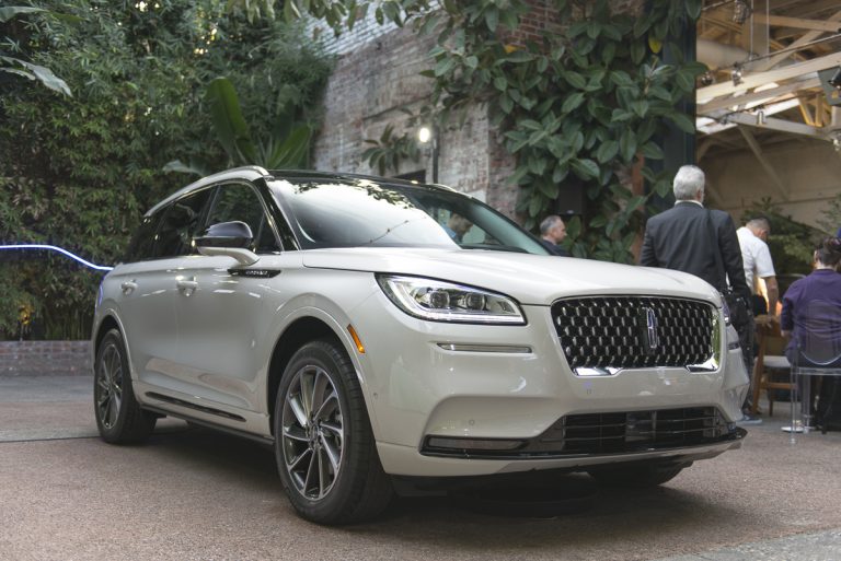First Look: 2020 Lincoln Corsair Grand Touring PHEV Joins SUV Stable