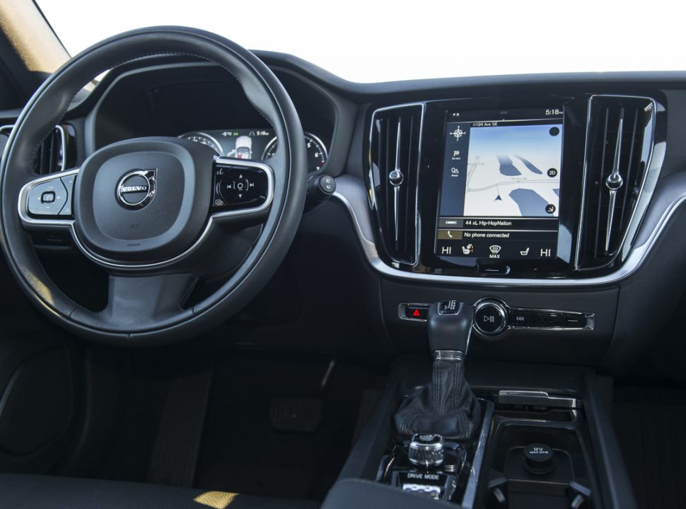 2020 volvo v60 cc t5 amee reehal (15 of 16)