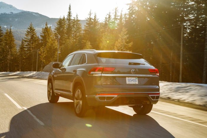 2020 Volkswagen Cross Sport rear rolling