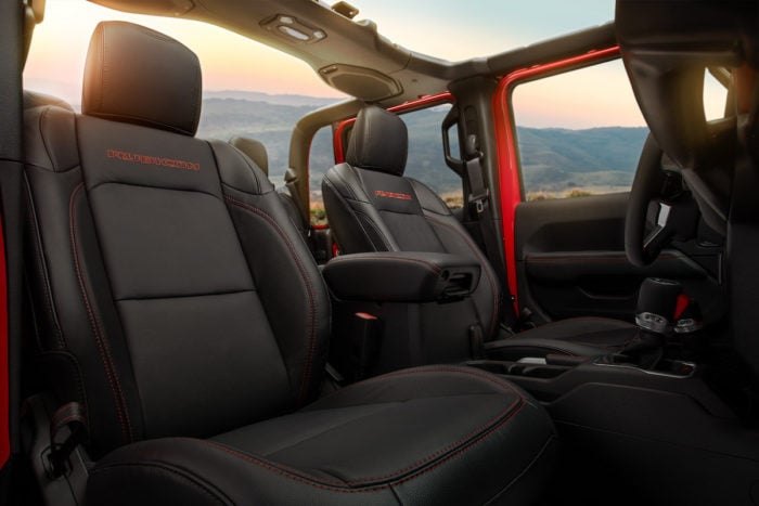 2020-jeep-gladiator-interior-review