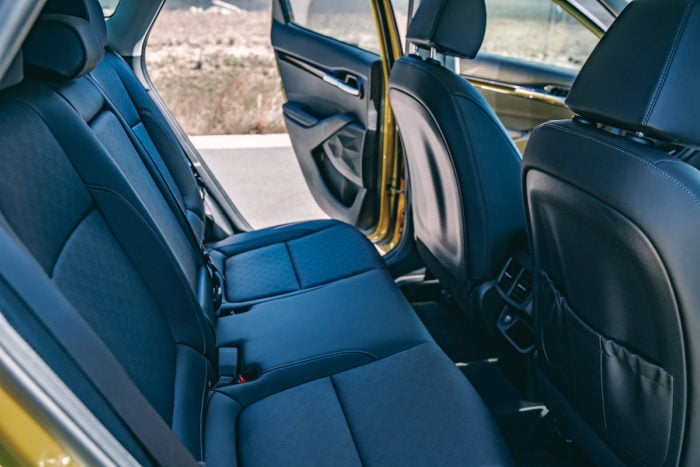 2021 Kia Seltos interior cargo space and features