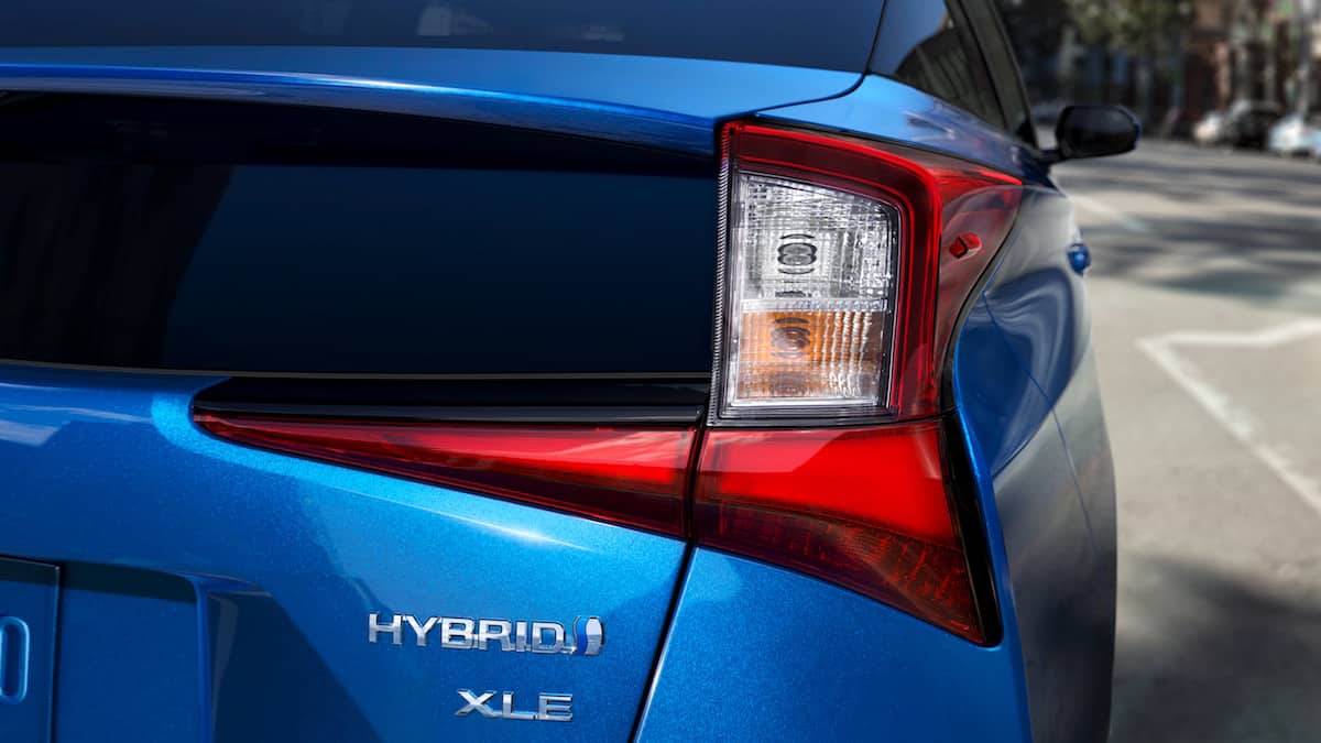 2020 Toyota Prius XLE AWD hatchback tail light