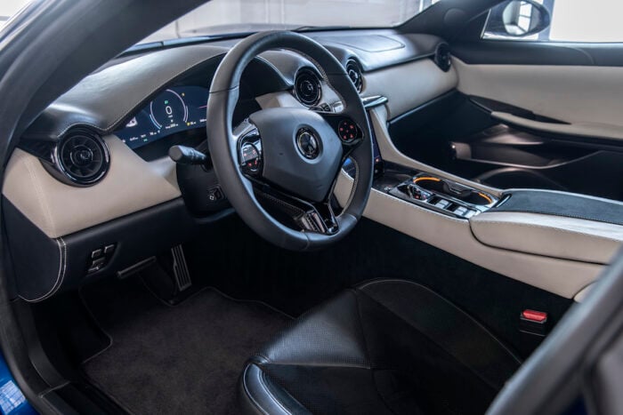 2020 karma revero gt interior