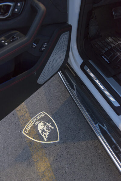 Lamborghini Urus interior door light on the ground