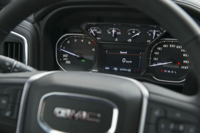 2020 GMC Sierra 1500 Elevation up close and personal