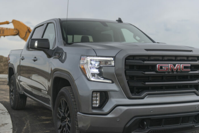 2020 GMC Sierra 1500 Elevation up close and personal