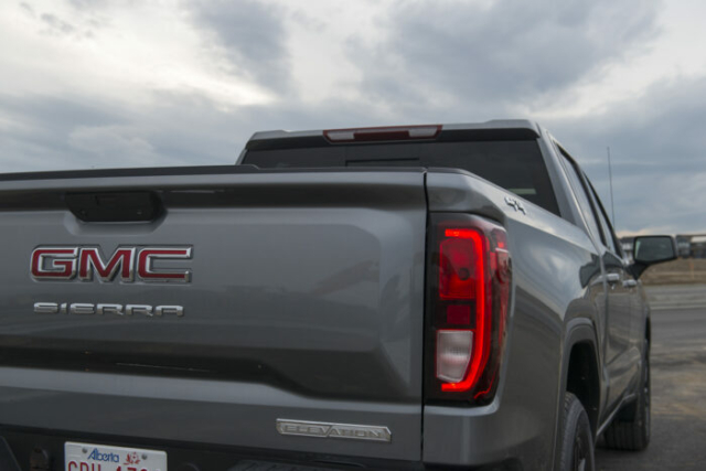 2020 GMC Sierra 1500 Elevation up close and personal