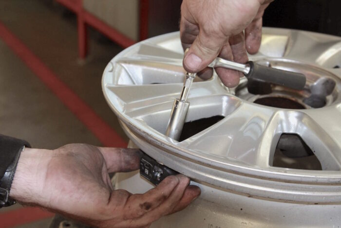 How do tire pressure sensors work and are they reliable