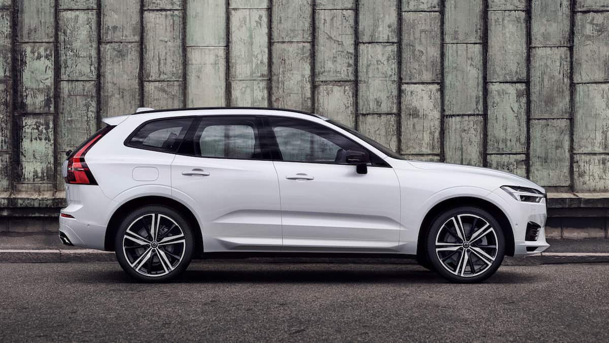 XC60 R-Design, in Crystal White Pearl