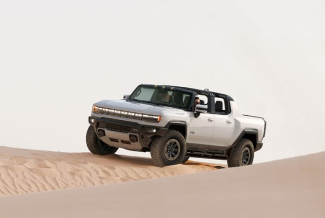 2022 GMC Hummer EV all electric pickup truck