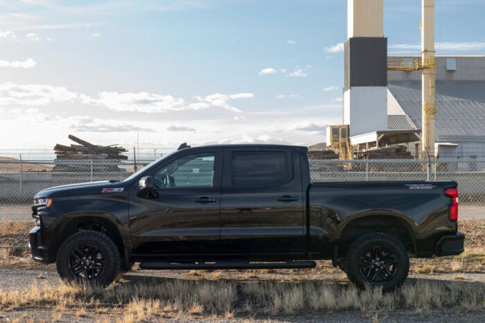 2020 Chevy Silverado Trail Boss Midnight Edition Review