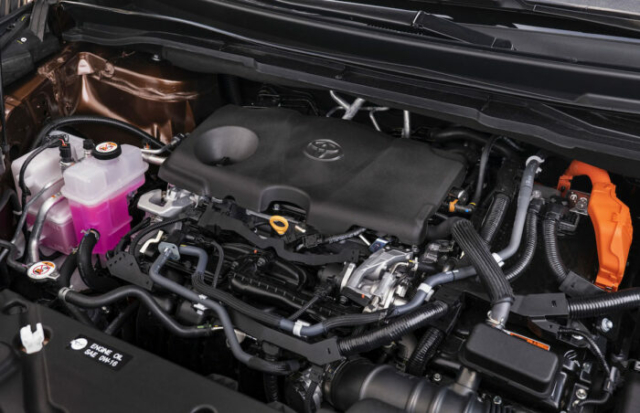 2021 Toyota Sienna Hybrid: Closer Look at the New Minivan | TractionLife