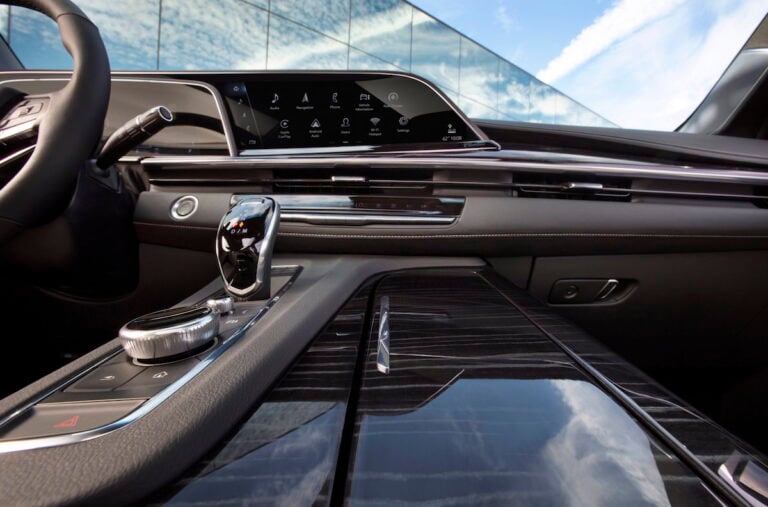 2021 Cadillac Escalade interior centre stack