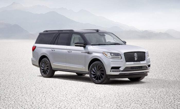 2021 Navigator Black Label Edition