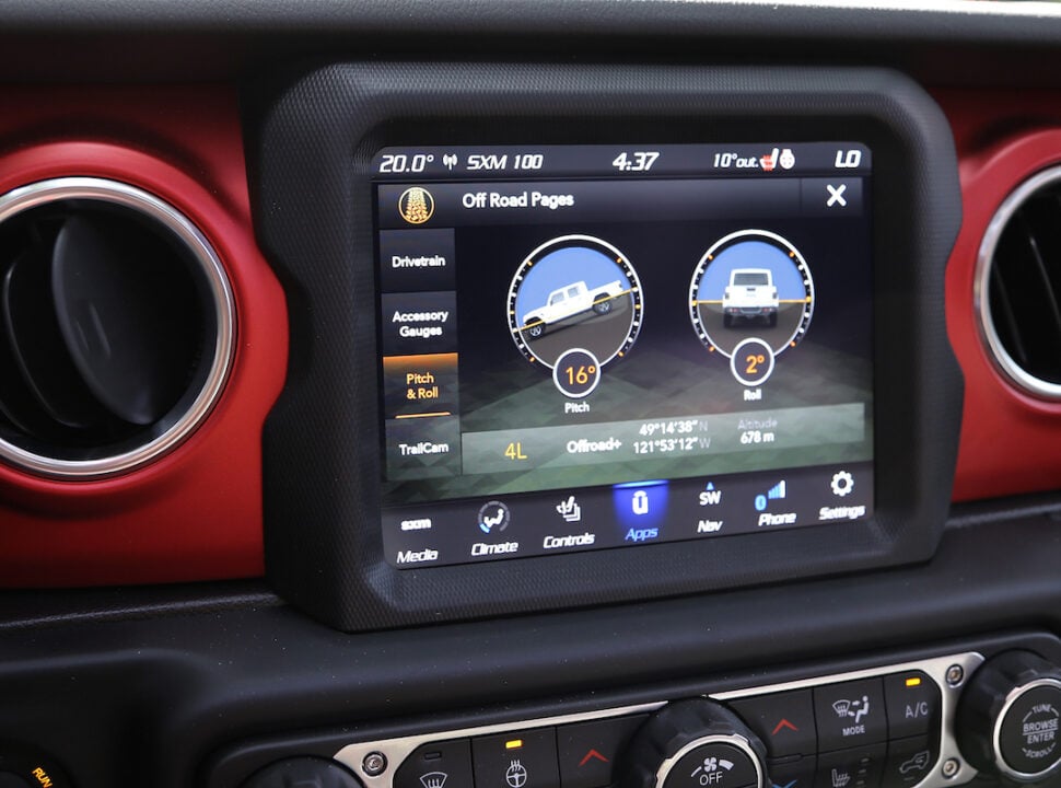 2021 Jeep Gladiator Rubicon interior screen