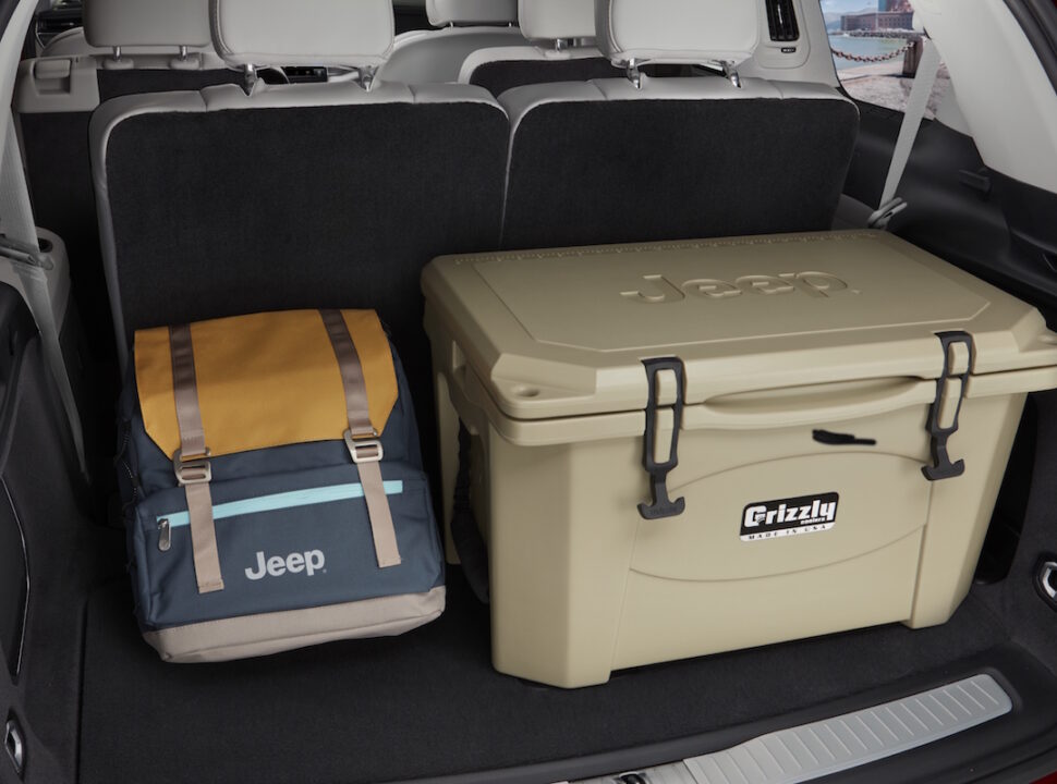 2021 Jeep® Grand Cherokee L Overland rear interior cargo space (17.2 cu. ft. behind third row).