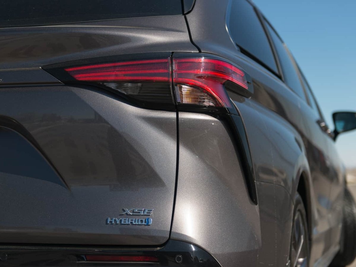 2021 Toyota Sienna Xse Review The Sporty Minivan