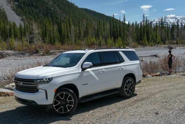 2021 Chevrolet Tahoe RST Duramax Diesel profile mountains