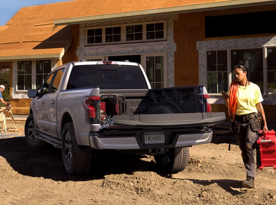 2022 Ford F-150 Lightning Electric Pickup lariat