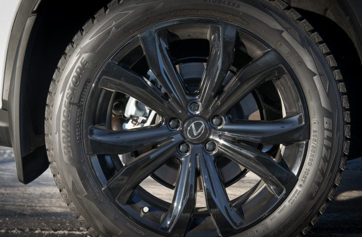 Bridgestone Blizzak DM-V2 winter tire review