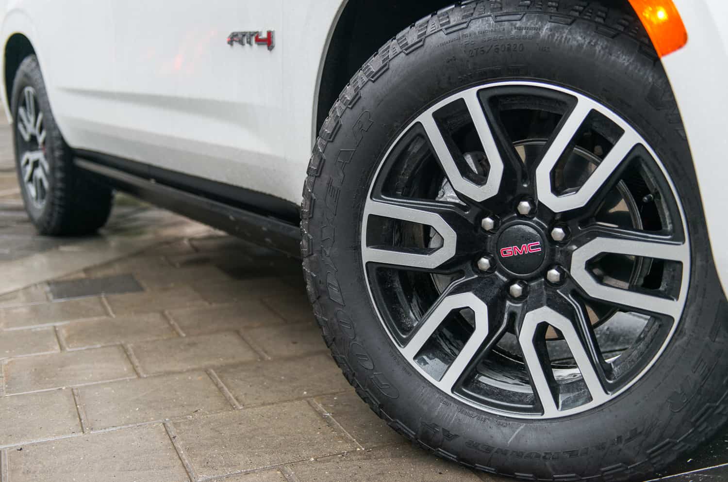 Review: Goodyear Wrangler TrailRunner AT SUV Tire | TractionLife