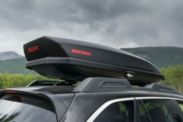Yakima SkyBox 16 Carbonite amee reehal (6 of 11) Yakima SkyBox 16 Carbonite amee reehal