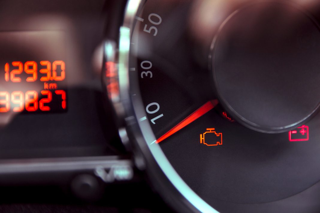 9 Common Car Symbols on the Dashboard Explained TractionLife