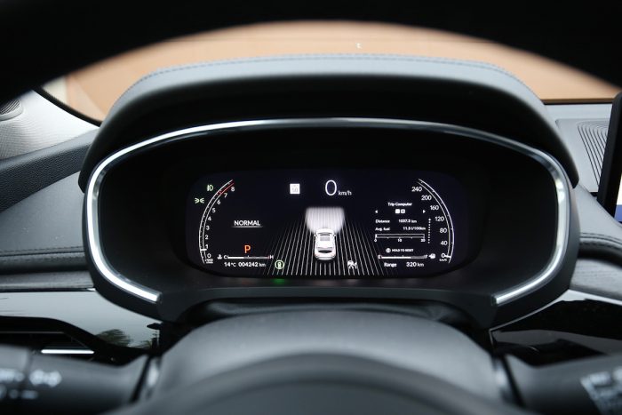 2022 Acura MDX digital gauge