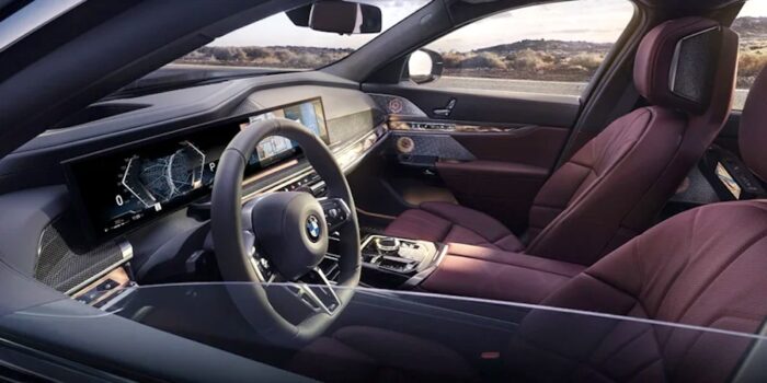 2022 BMW 7 Series interior front cabin