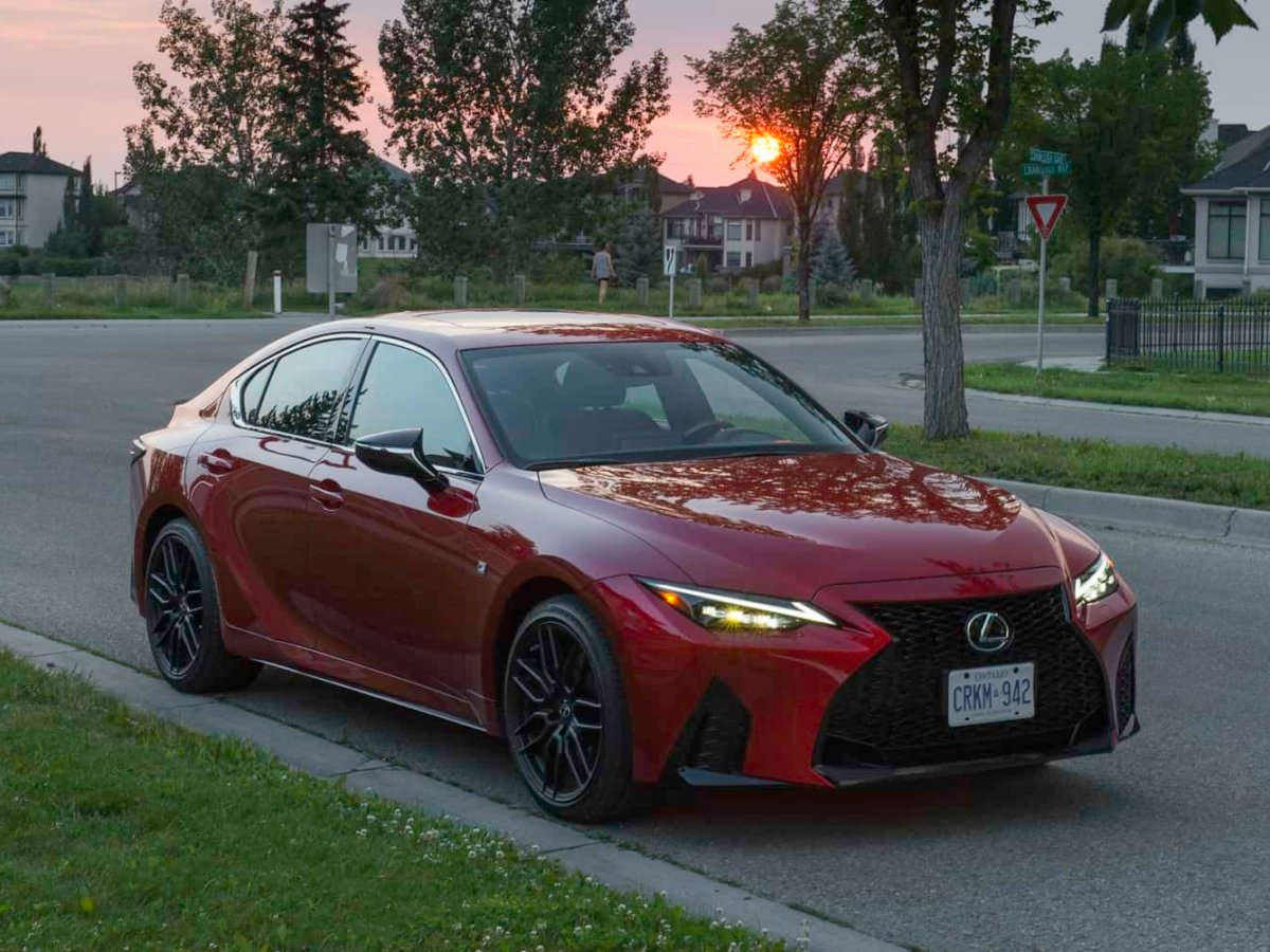 2021 Lexus IS 350 F Sport front