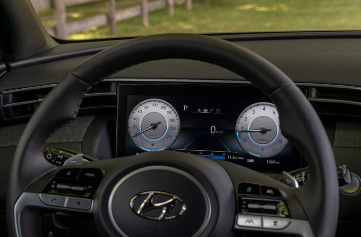 2022 Hyundai Santa Cruz interior 2