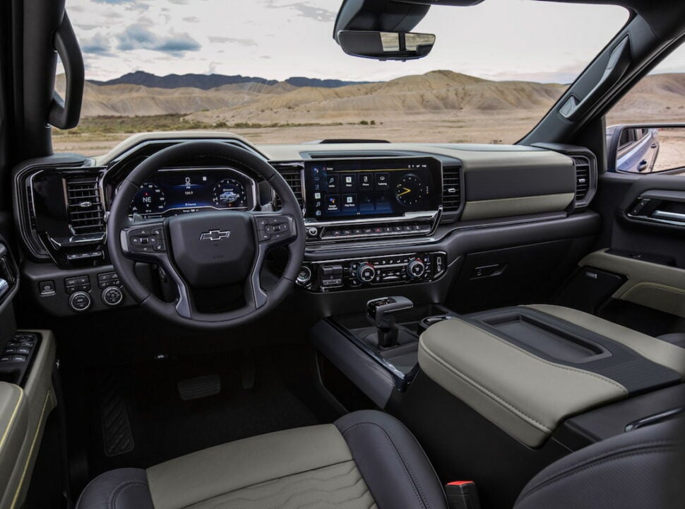 2022 Chevy Silverado 1500 zr2 interior