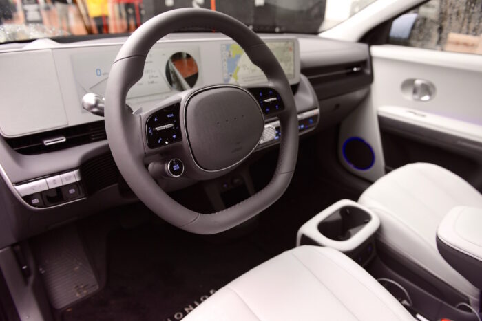 2022 Hyundai IONIQ 5 interior steering wheel