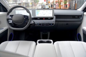 2022 Hyundai IONIQ 5 interior front cabin